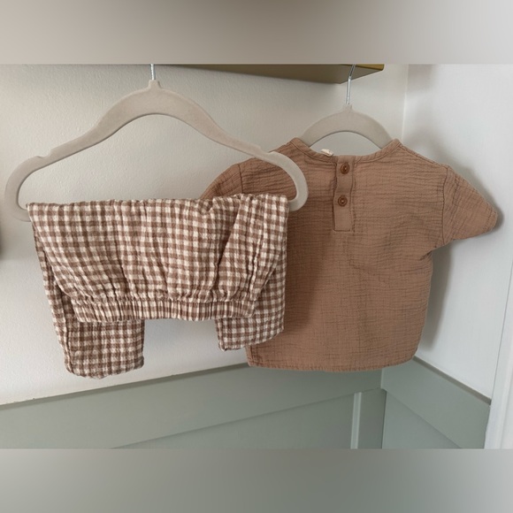 Quincy Mae Organic Unisex 2 Piece Set - Tan/Gingham - Picture 2 of 2